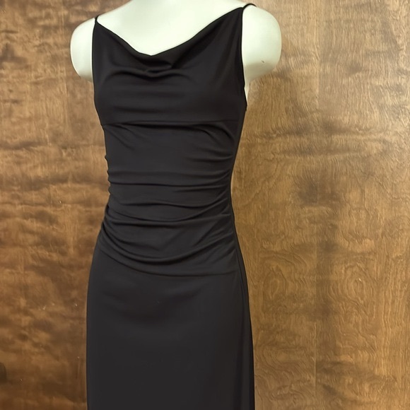 Ruby Black Dress - Picture 4 of 9